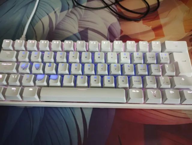 Teclado gamer husy blizard 60%
