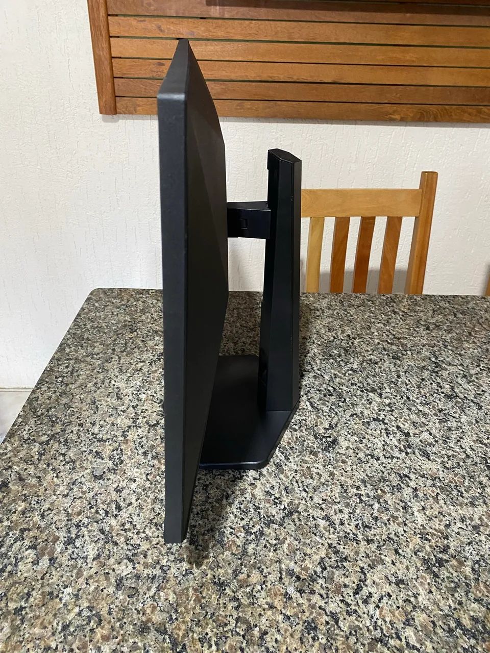 Monitor Gamer AOC 27 IPS 180Hz 0,5ms - Foto 3