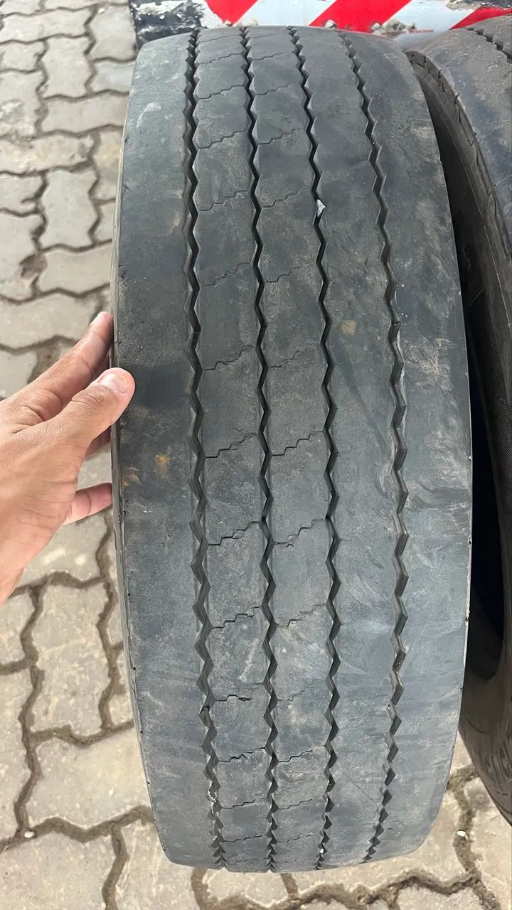 PNEUS PARA CAMINHÃO 3x4 
