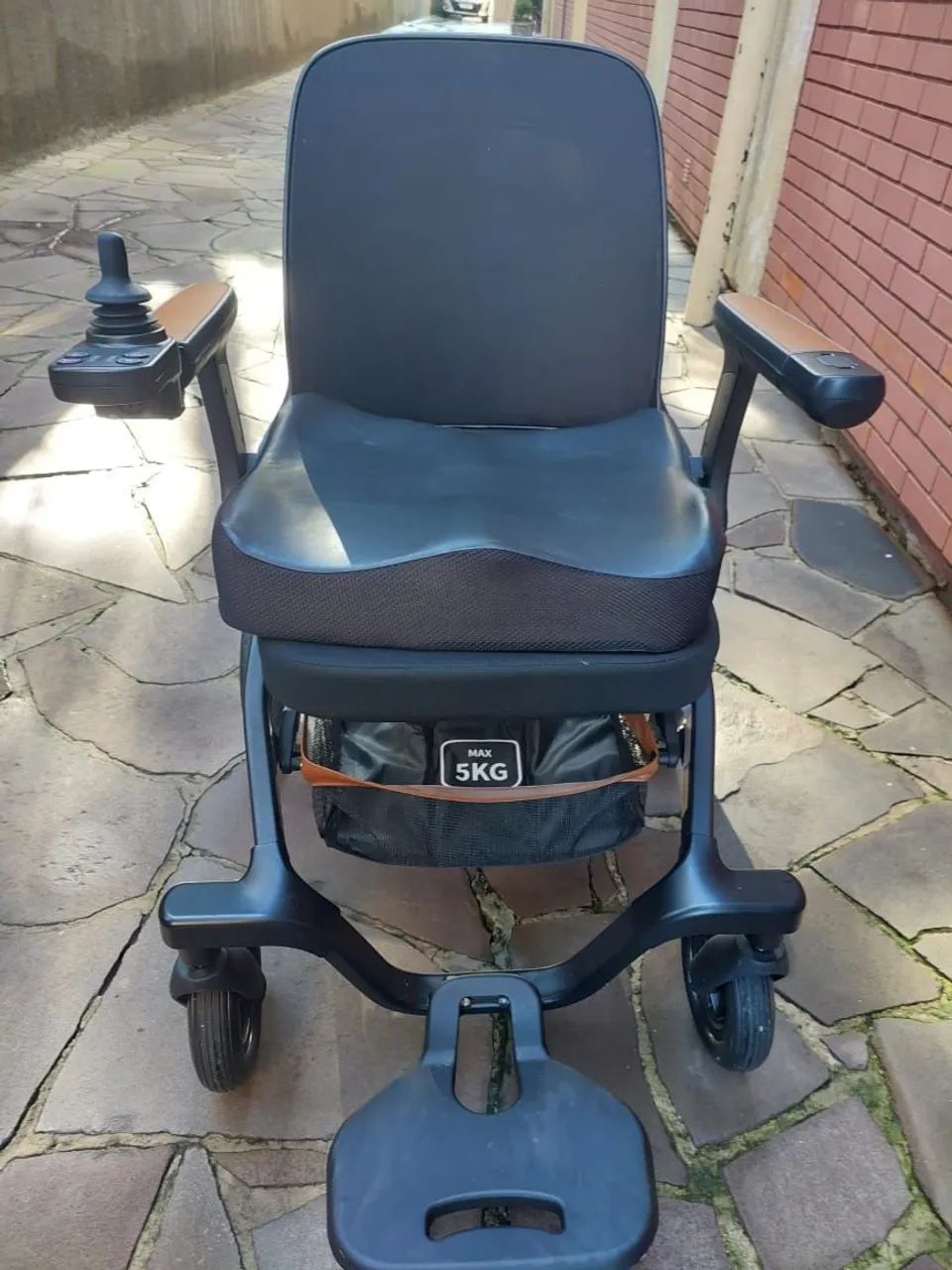 Cadeira de rodas motorizada - Foto 2