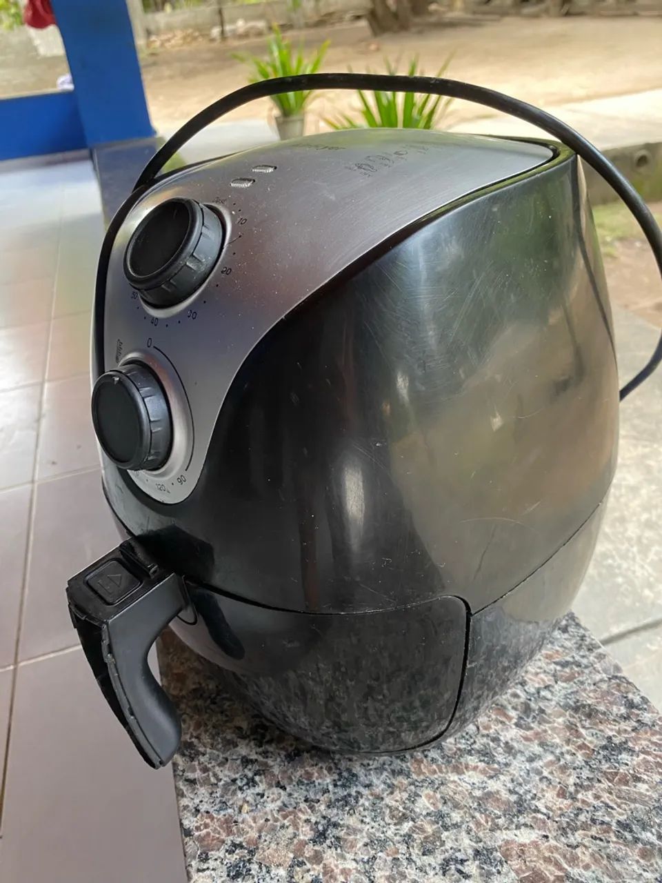 Air Fryer Multilaser 4L conservada  - Foto 2