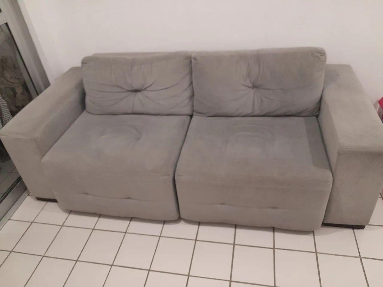 Sofa  cinza 2.10m - Foto 2