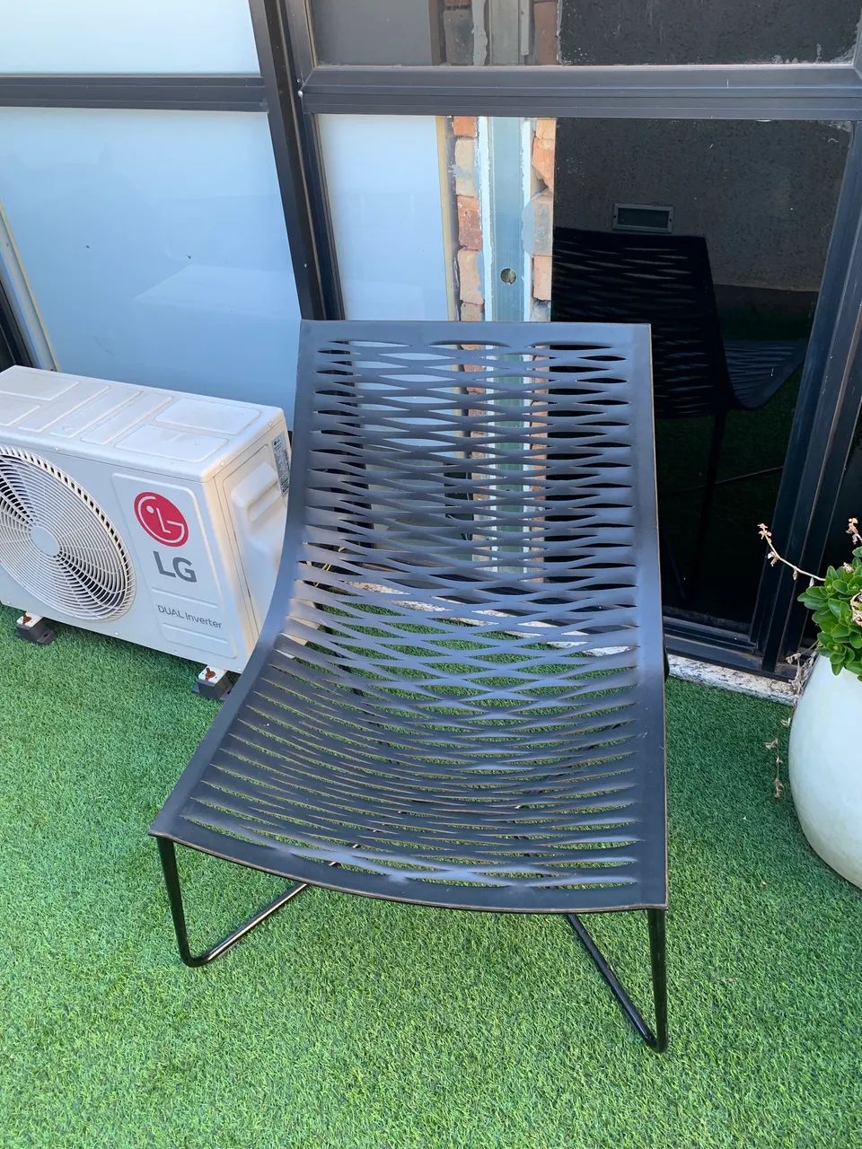 Conjunto Área Gourmet em Alumínio Preto - 2 Poltronas  - Foto 3