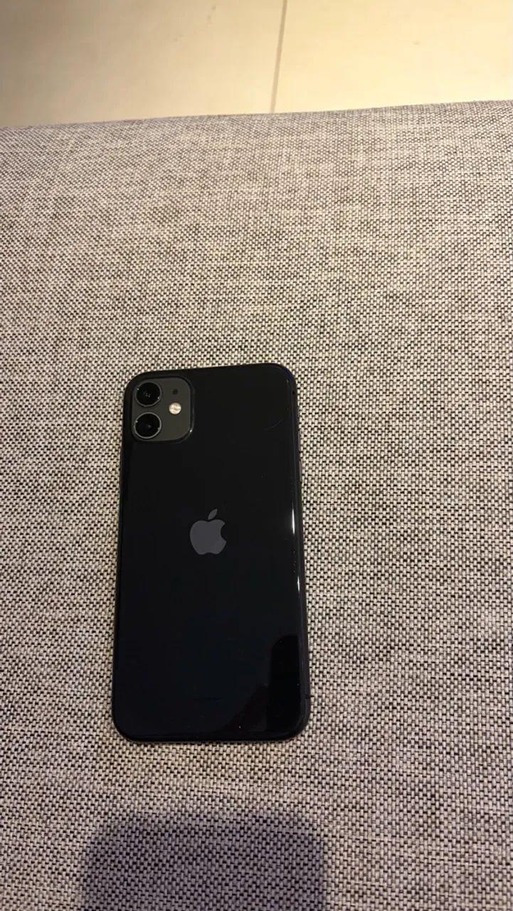 iPhone 11 - 128gb