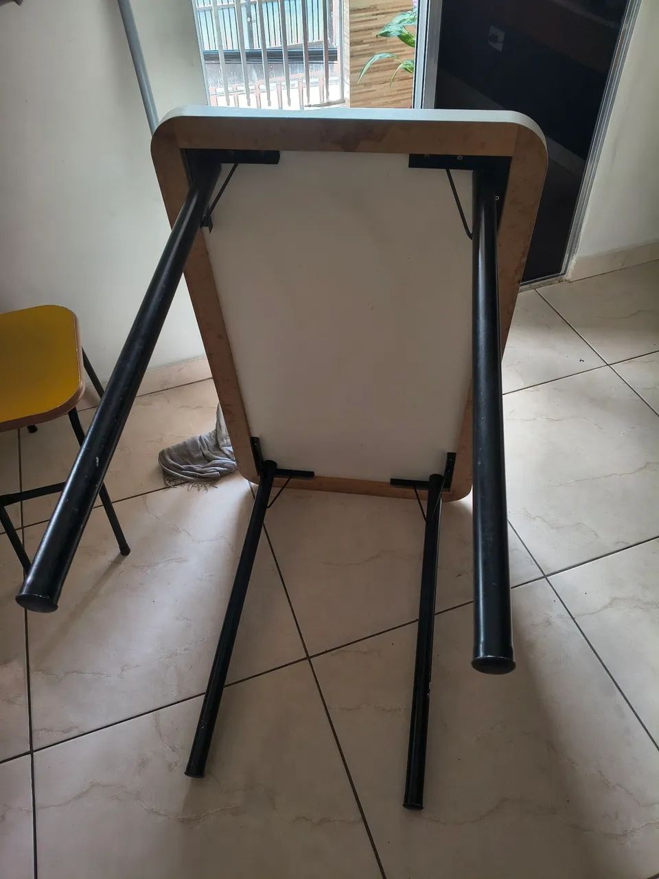 Vende-se uma mesa - Foto 3