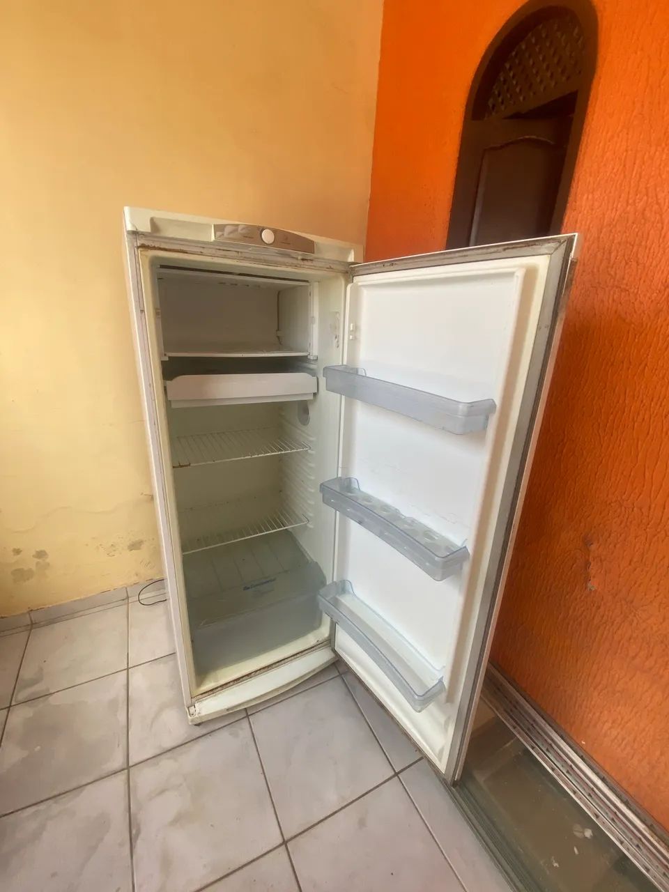 Geladeira continental - usada 