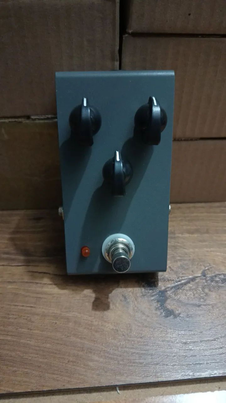Pedal Permanent Waves Muff - baseado no Conish G2 