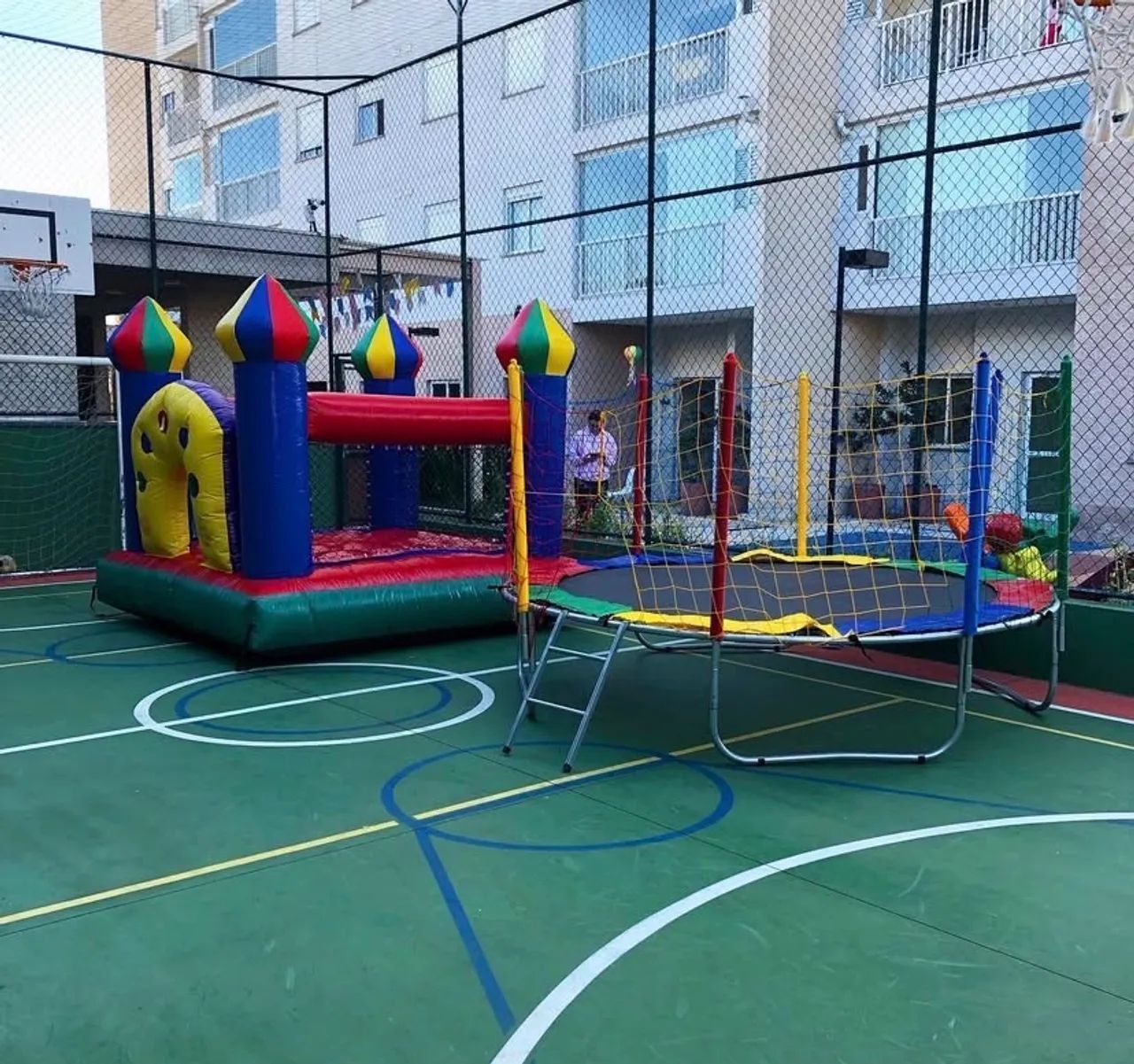 Castelo pula pula  inflável para locação  - Foto 2