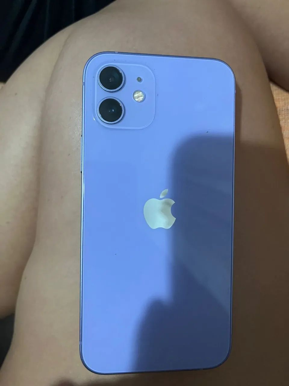 Vendo iPhone 12 lilás  - Foto 2