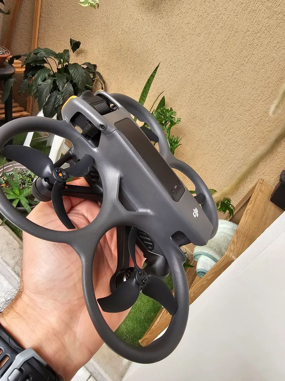 DJI Avata 2 Fly More - Foto 5