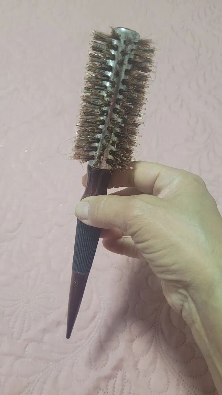 São sete escovas em diversos modelos e funções para cabelos.  - Foto 3