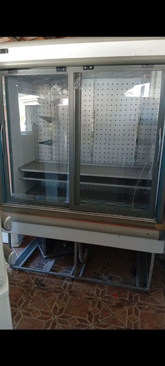 Expositora vertical 220 volts 