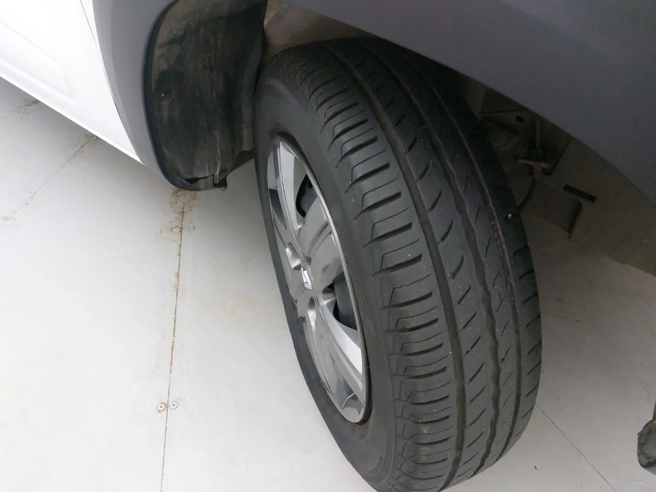 Renault Kwid 1.0 Zen, foto 13 de 18
