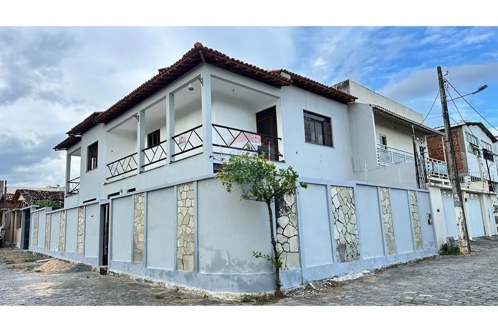 Jequiezinho: Casa 4 Quartos, Ótimo Preço!