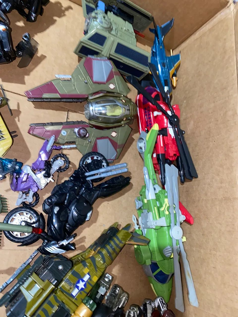 Transformers - Coleção Autobots e Decepticons - Foto 6