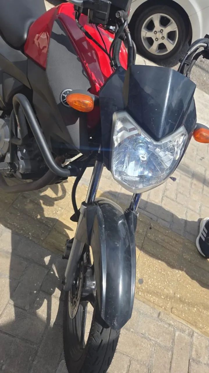 Yamaha Factor 125i ED 2021/2022 - Foto 2