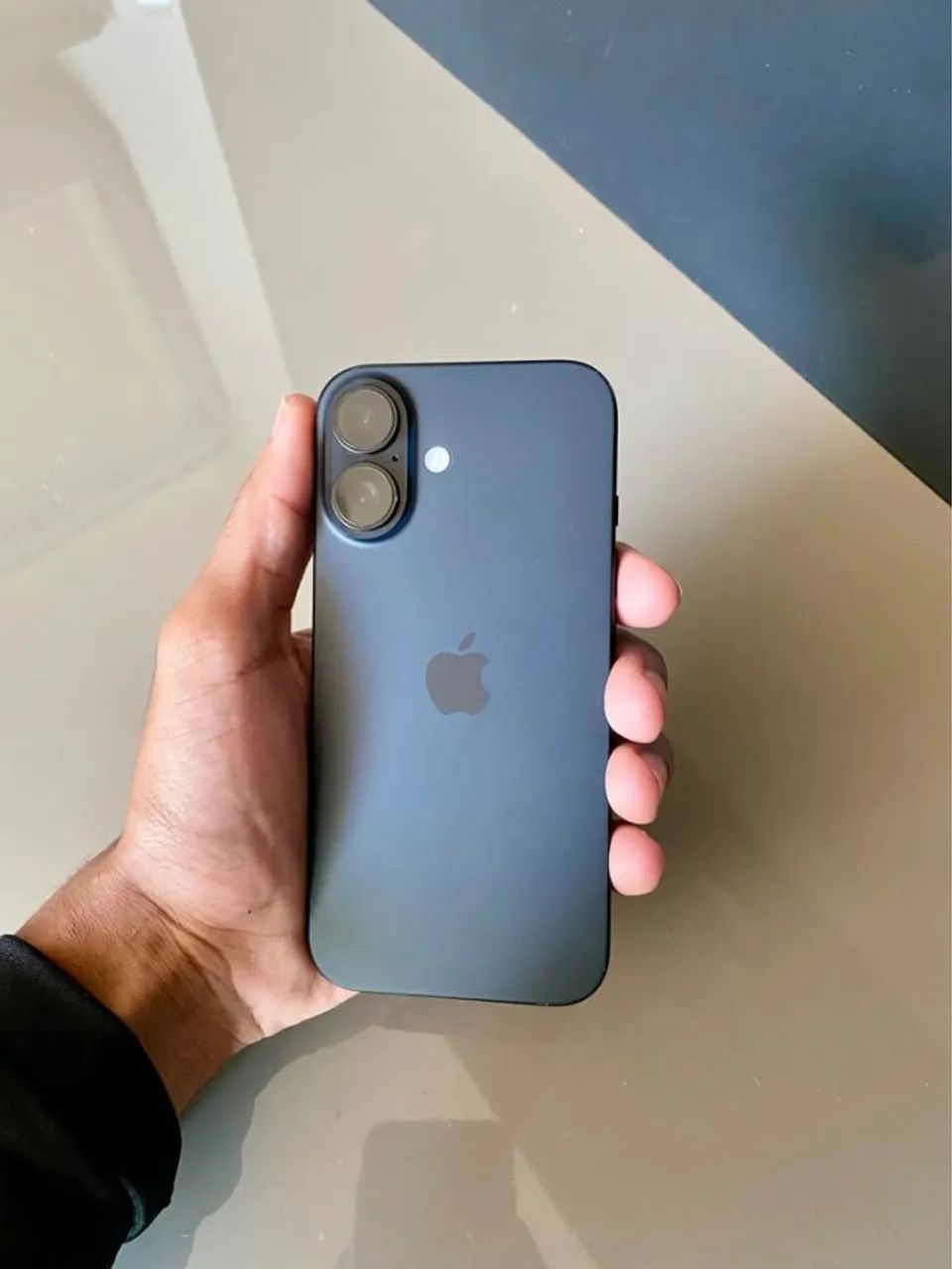 iPhone 16 128gb Seminovo (em até 12x)
