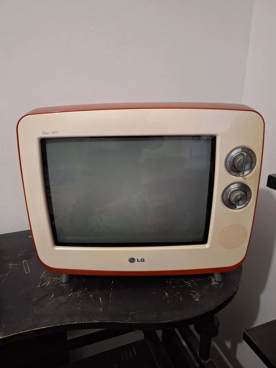 Televisão LG retrô