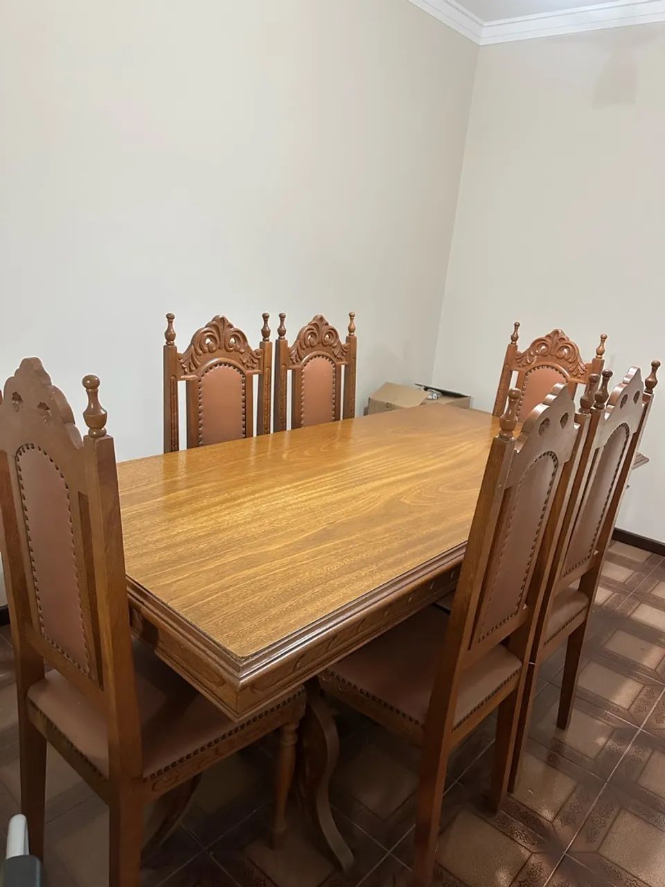Conjunto Mesa Jantar Madeira Maciça Maciça  - 1,80m x 0,90m - Estilo Clássico - Foto 2