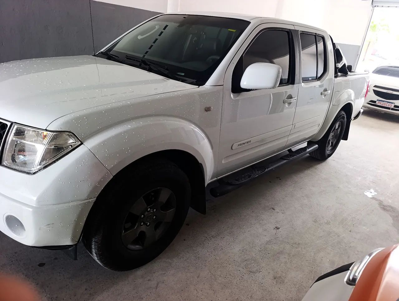 Nissan Frontier Frontier XE CD 4x2 2.5 TB Diesel 2010