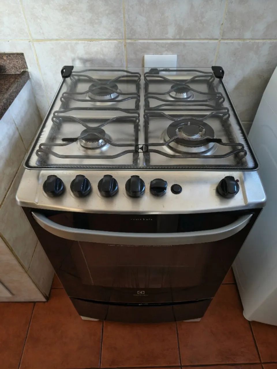 Fogão Electrolux 4 bocas com mesa de inox - Foto 5