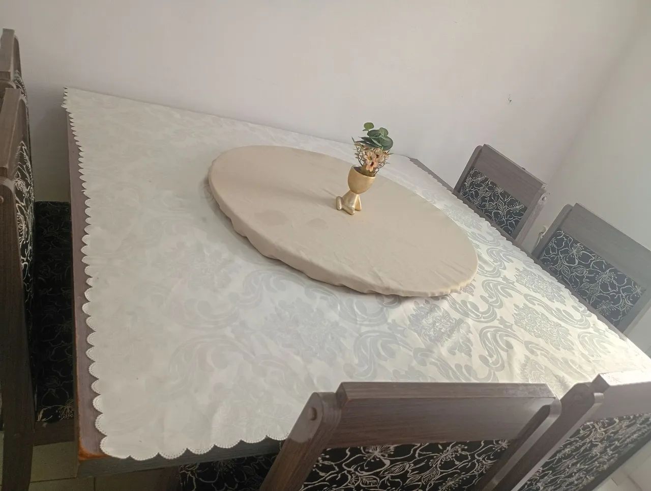 Mesa tampo giratória com as cadeira  - Foto 2