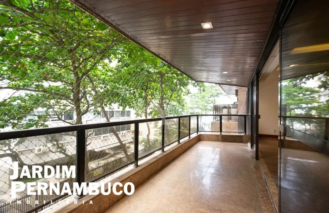 Apartamento na Quadra da Praia do Leblon - Foto 2