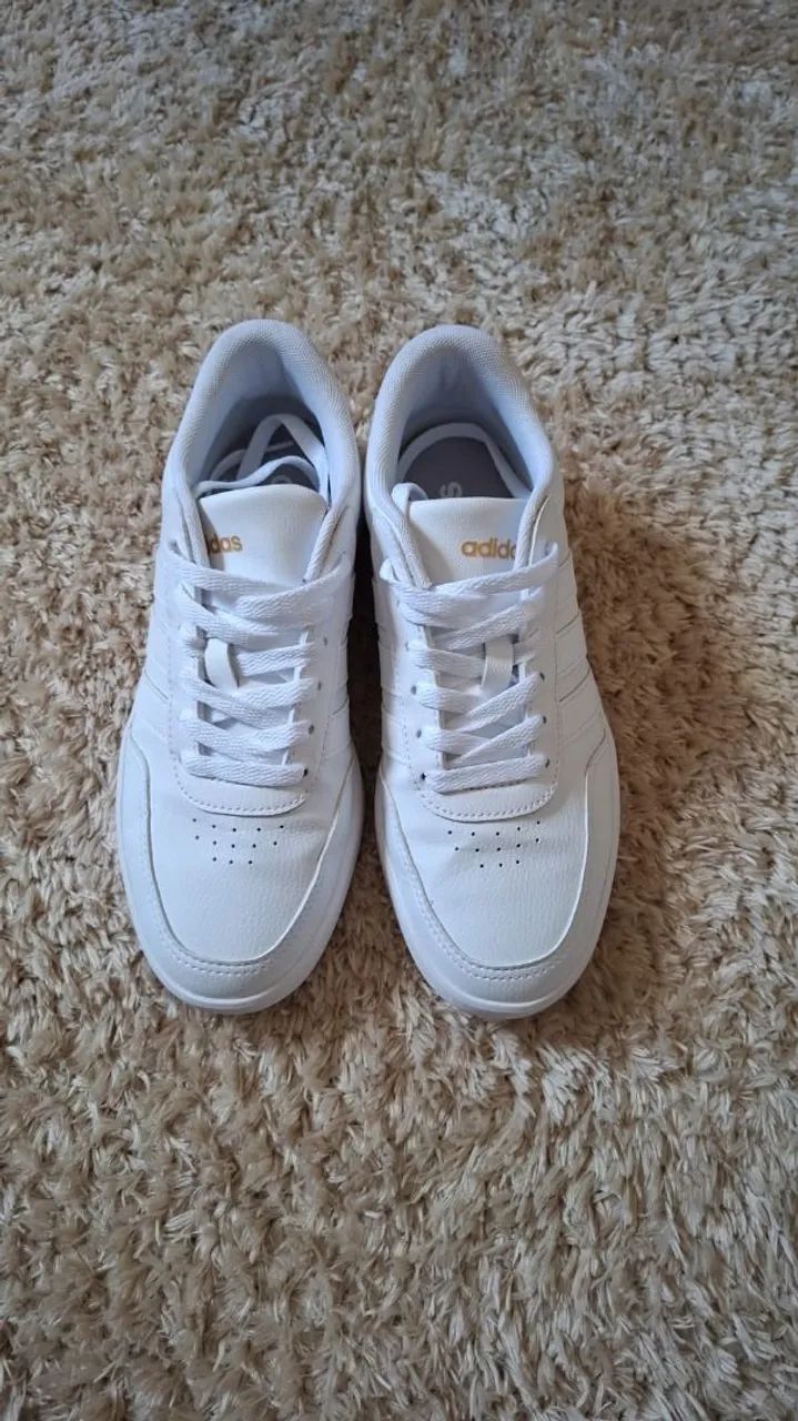 Tênis adidas feminino Branco - Foto 2