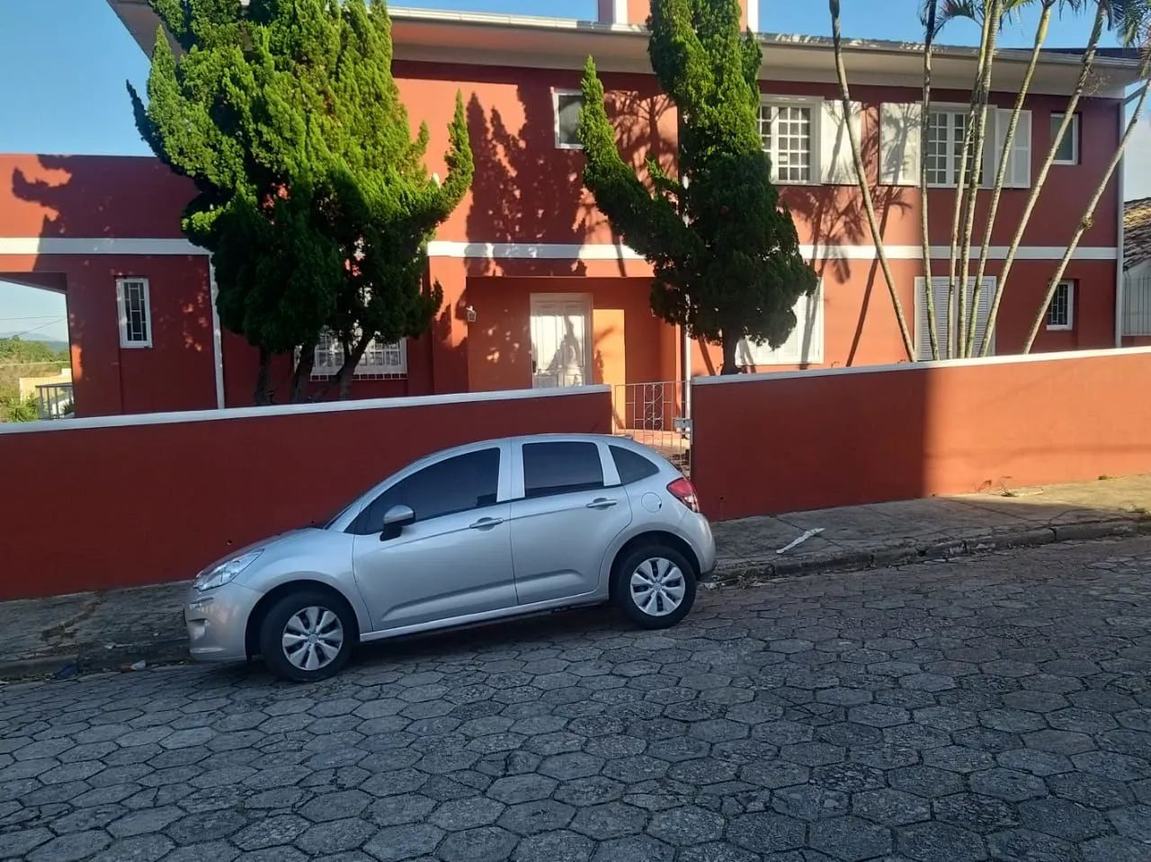 CASA NO BOM ABRIGO