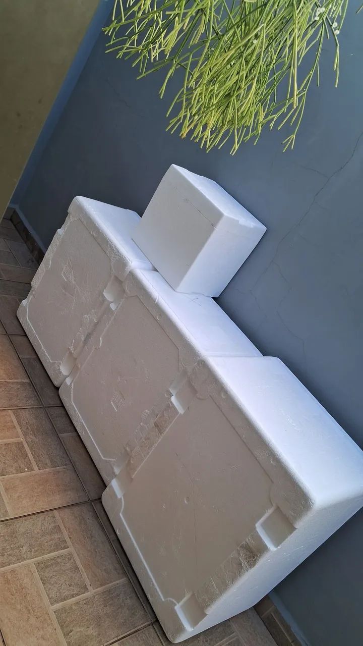 Caixa de Isopor 100 Litros - Praticamente Nova - Bauru**<br><br> - Foto 3