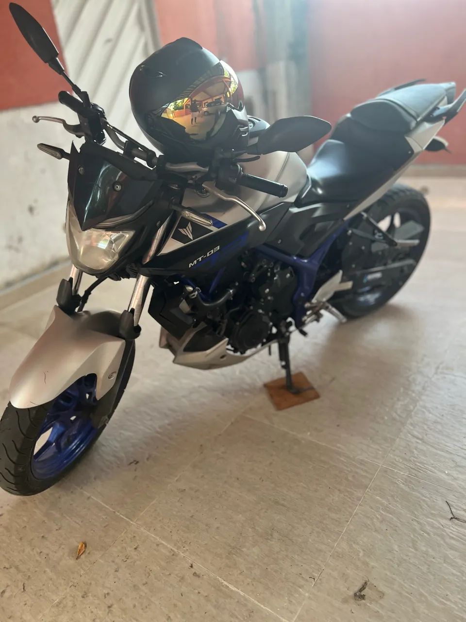 MT-03 16/17 (sem ABS)