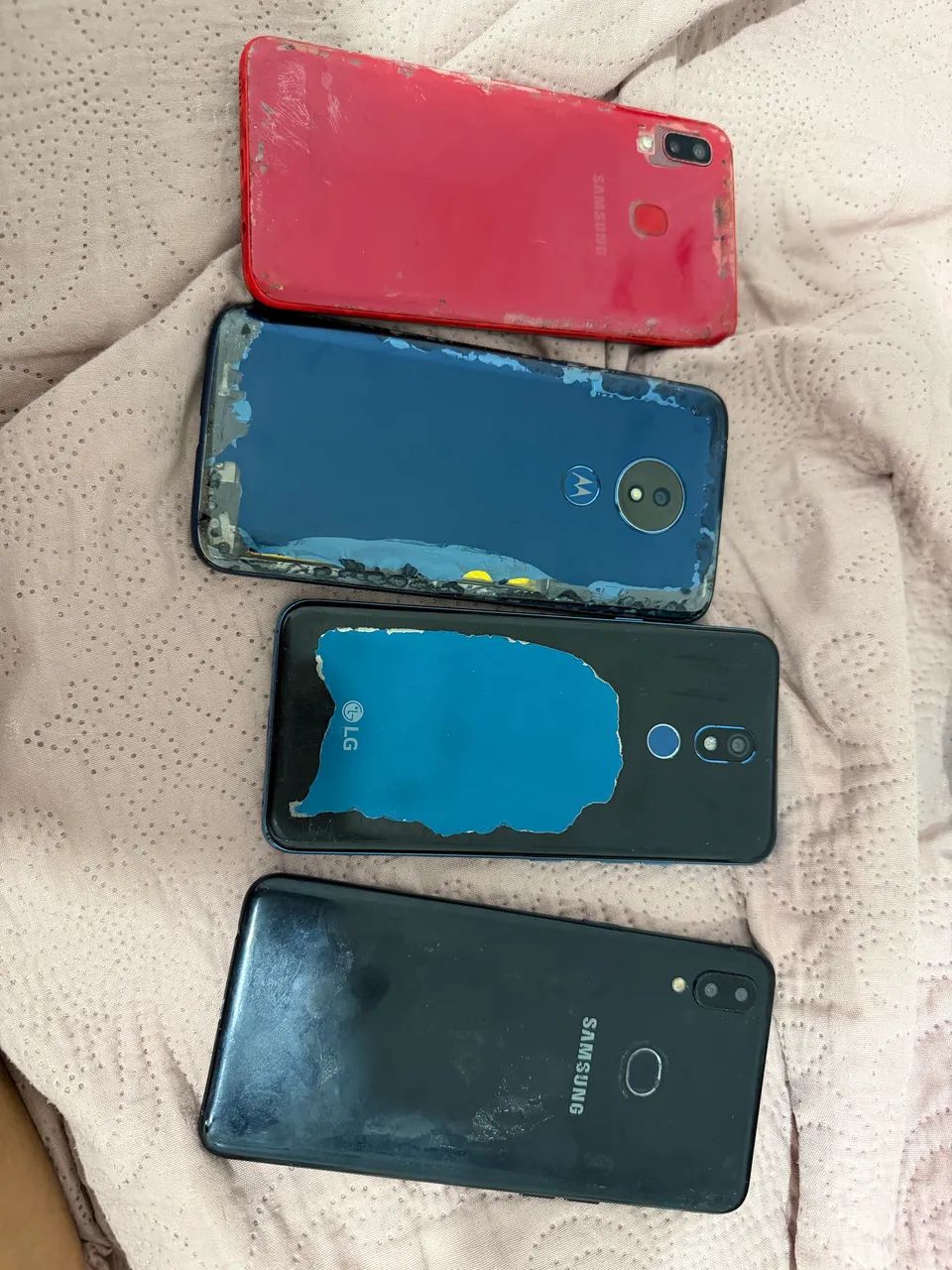 Celular para retirada de peças