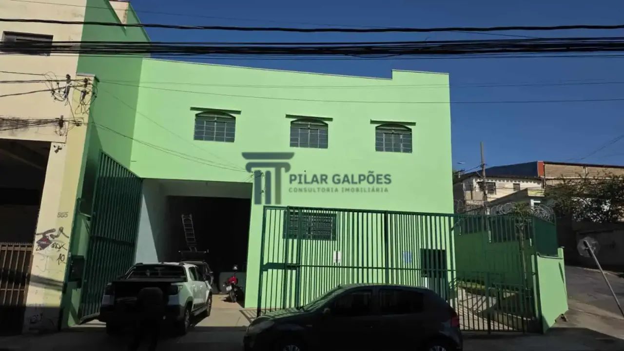 Galpão com Doca no São Francisco para aluguel. Oportunidade!