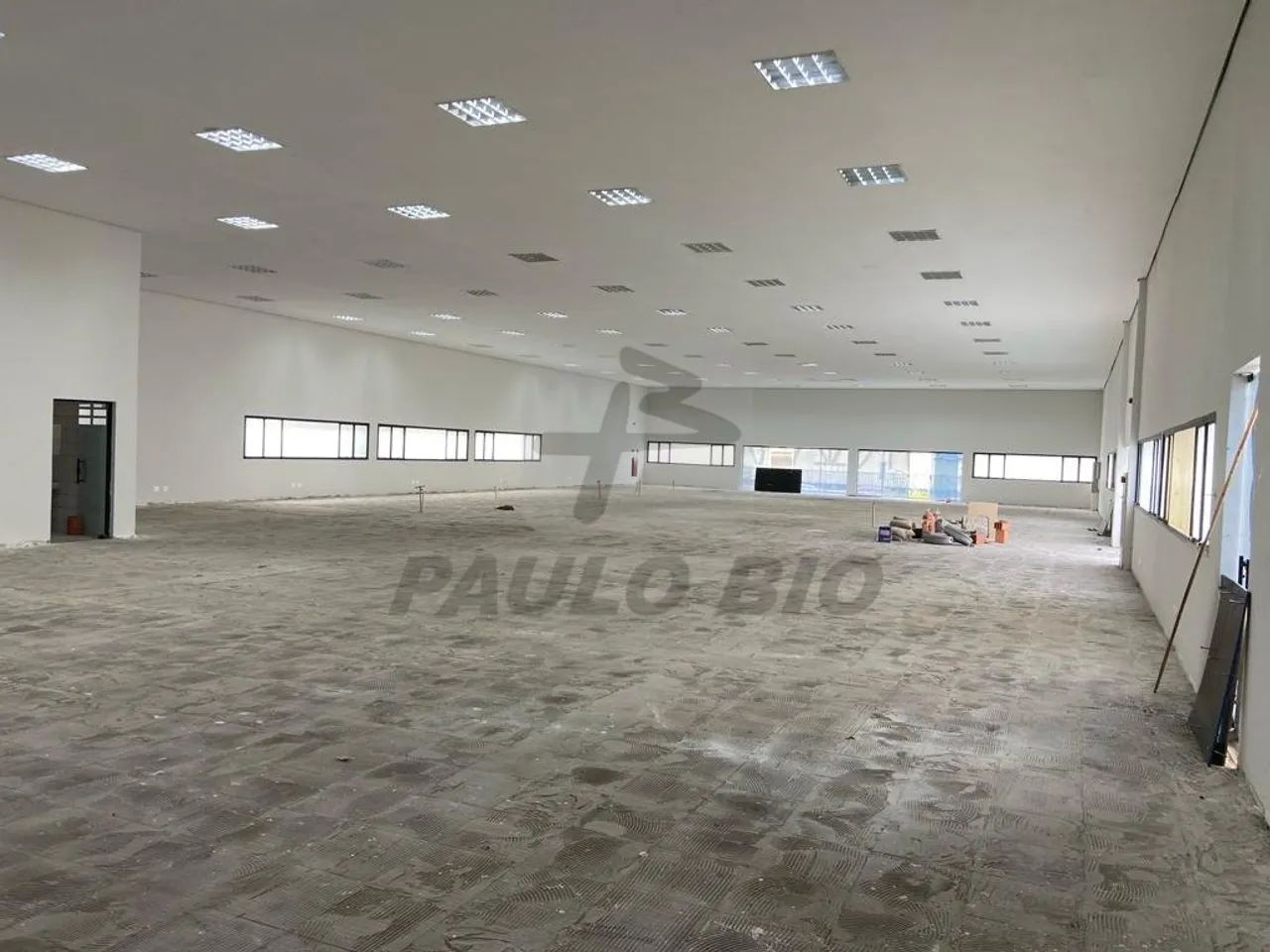 Salão comercial para alugar no Bairro Vila Magini em Mauá - SP - Foto 5