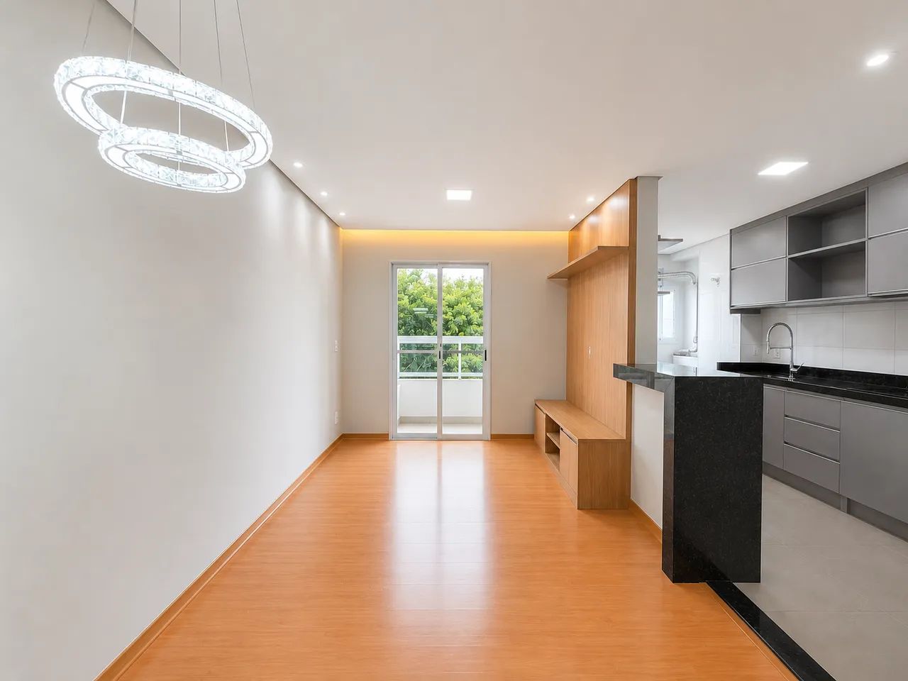 Apartamento para alugar com 2 quartos, 56 m² - Fundação da Casa Popular