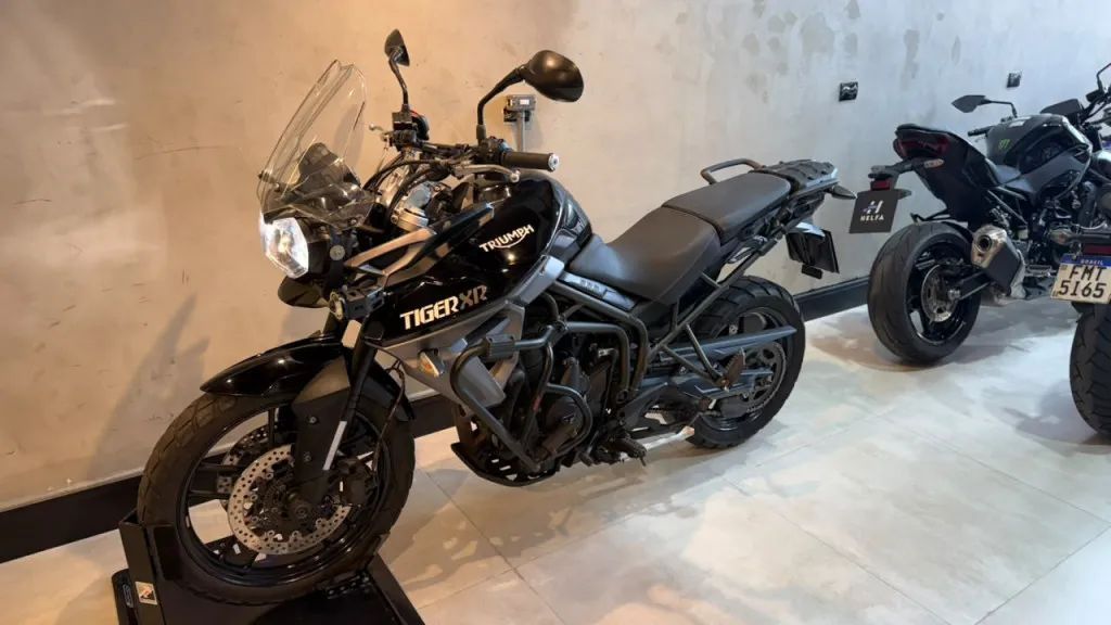 Triumph Tiger 800 XR - Foto 4