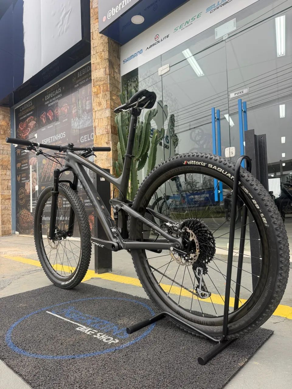TREK TOP FUEL 9.8 CARBONO - L 19,5 - SRAM GX 12V - SUSPENSÃO ROCK
