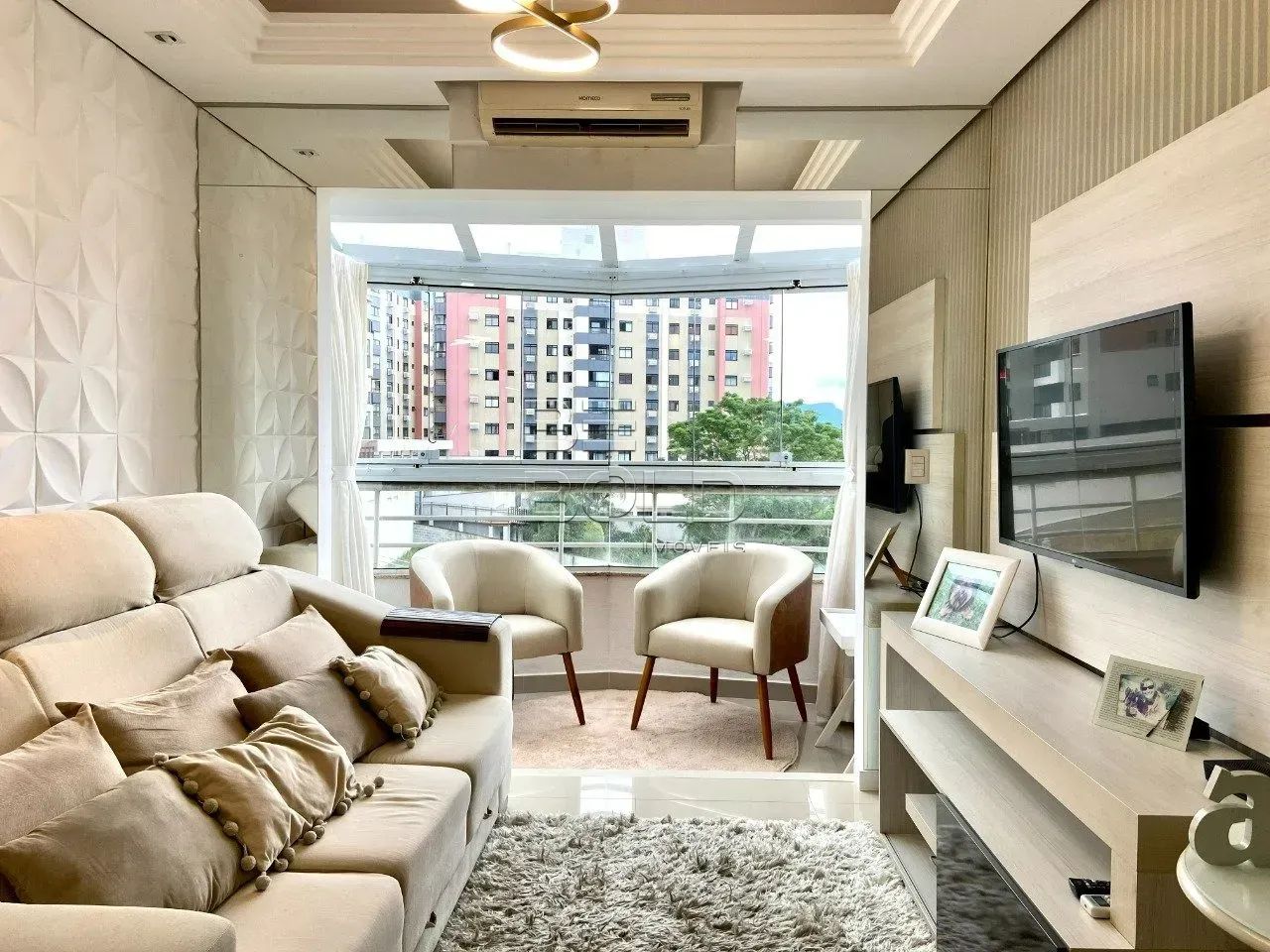 Apartamento amplo com 2 dormitórios e churrasqueira no Marazul no bairro Abraão - Foto 3
