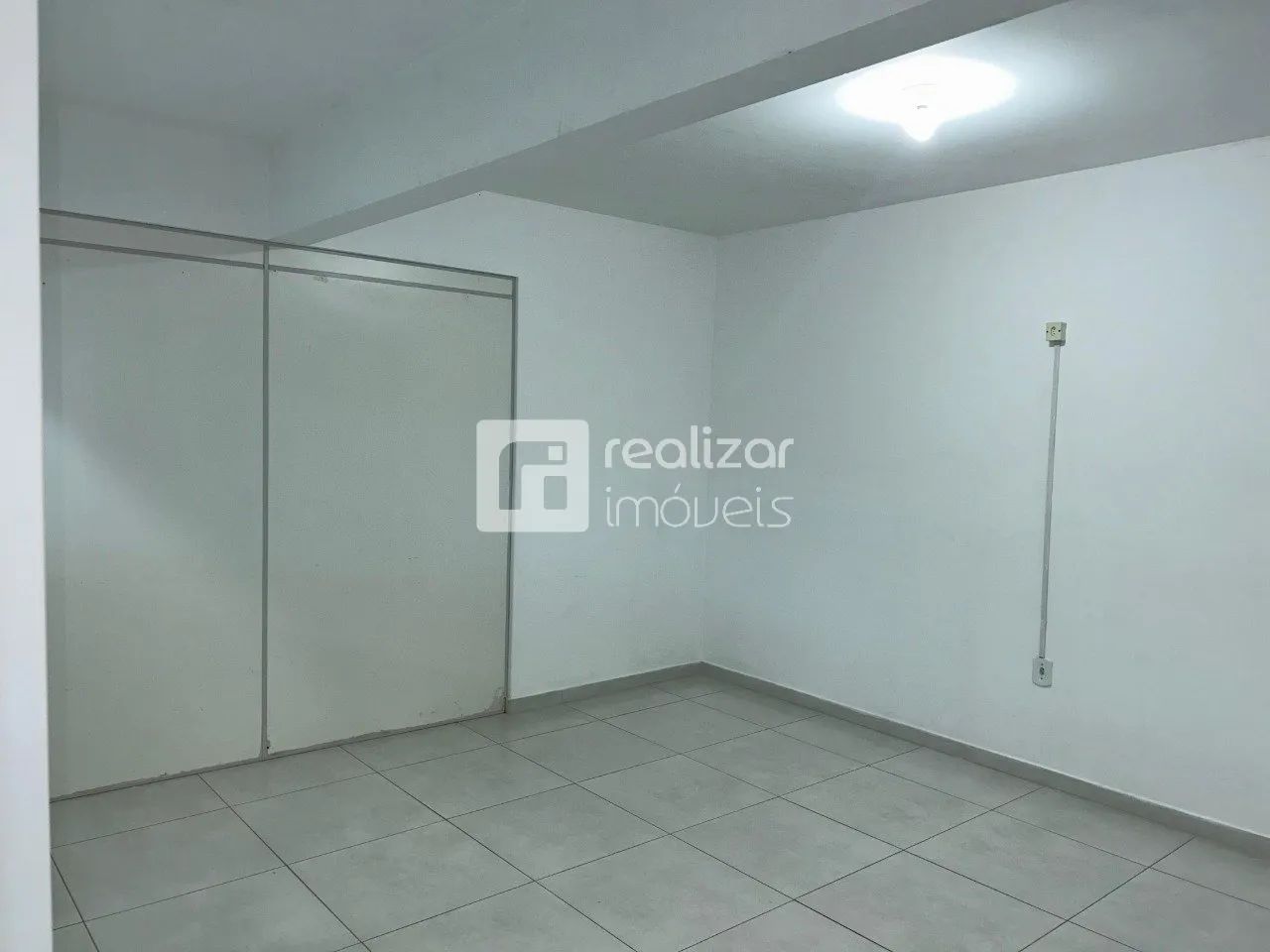 Sala Comercial para alugar 125m2 no bairro Coloninha - Florianópolis - Foto 4