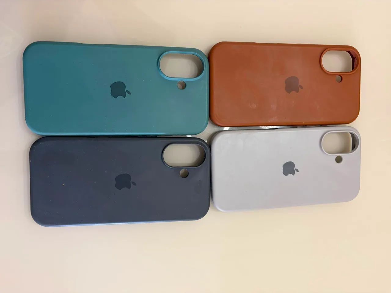 Vendo Iphone 16 128gb - Foto 4