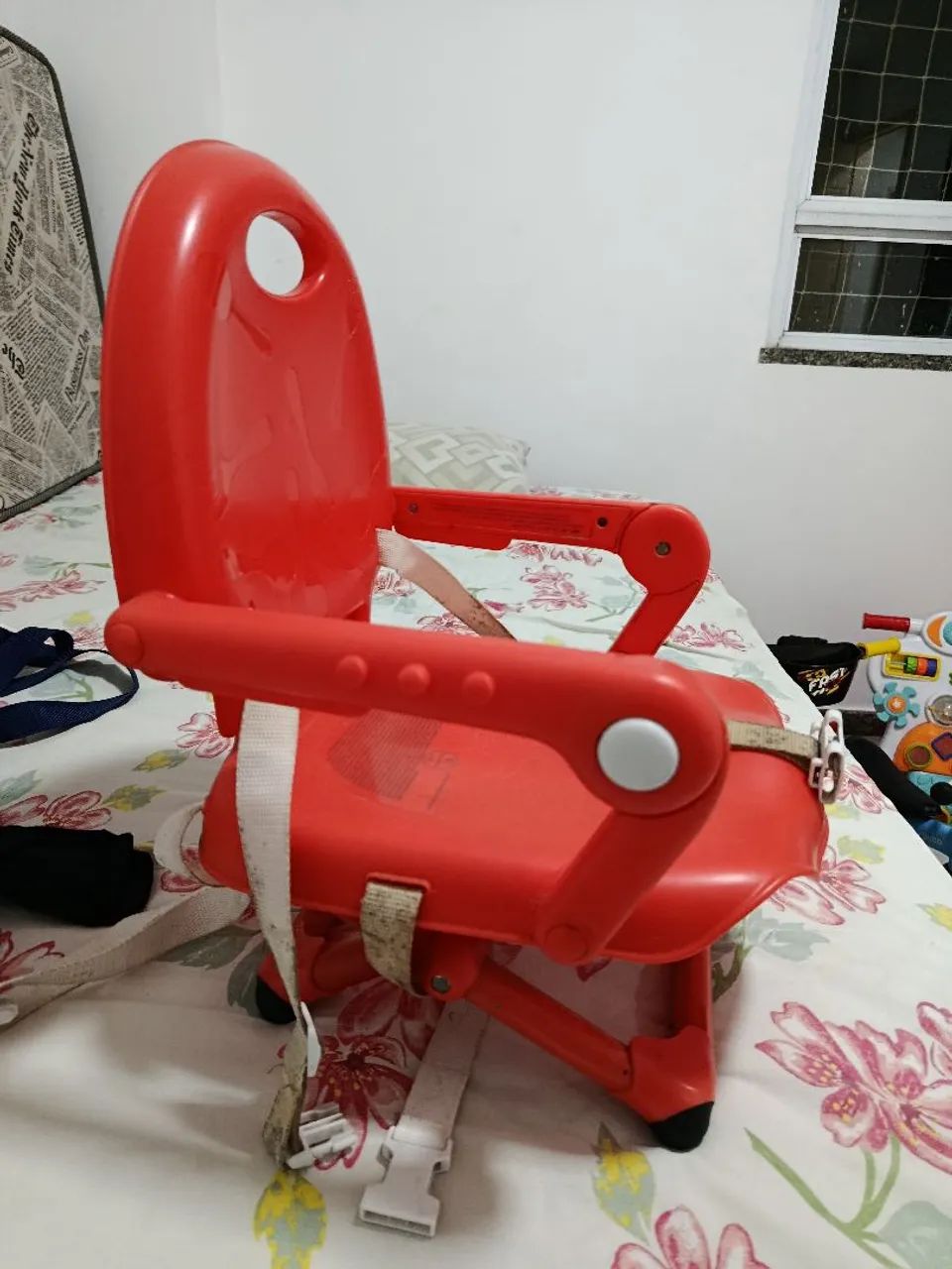 Vendo cadeira de alimentação de bebê portátil  - Foto 2