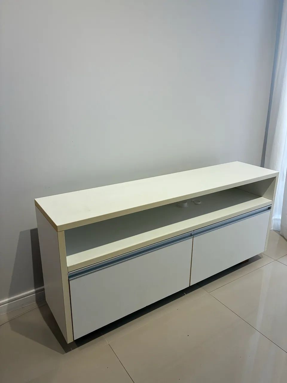White Living Room Rack Made of MDF