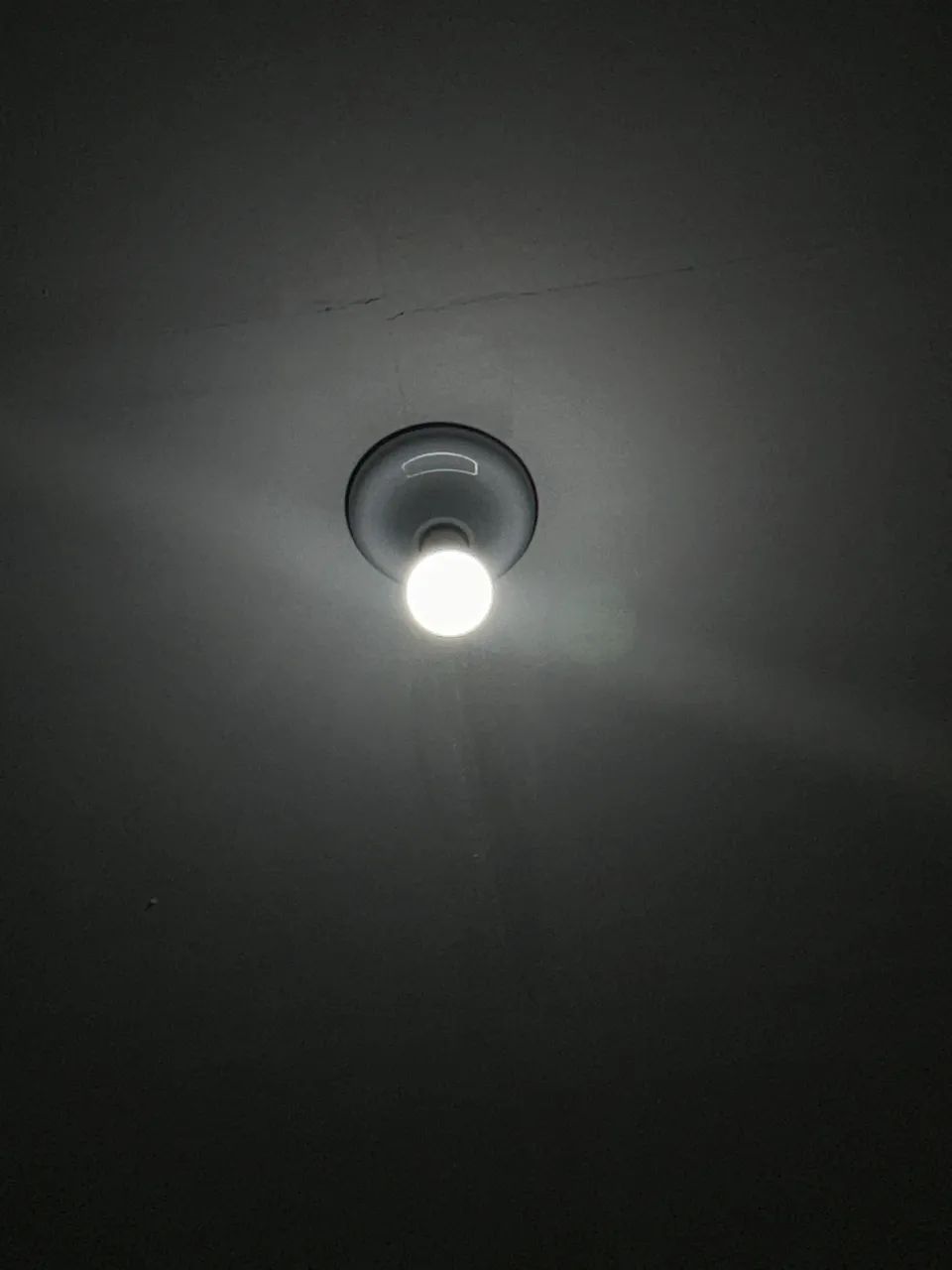 Alexa com lâmpada inteligente  - Foto 3