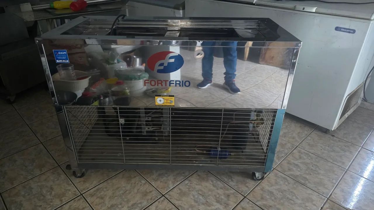 Máquina de picolés 