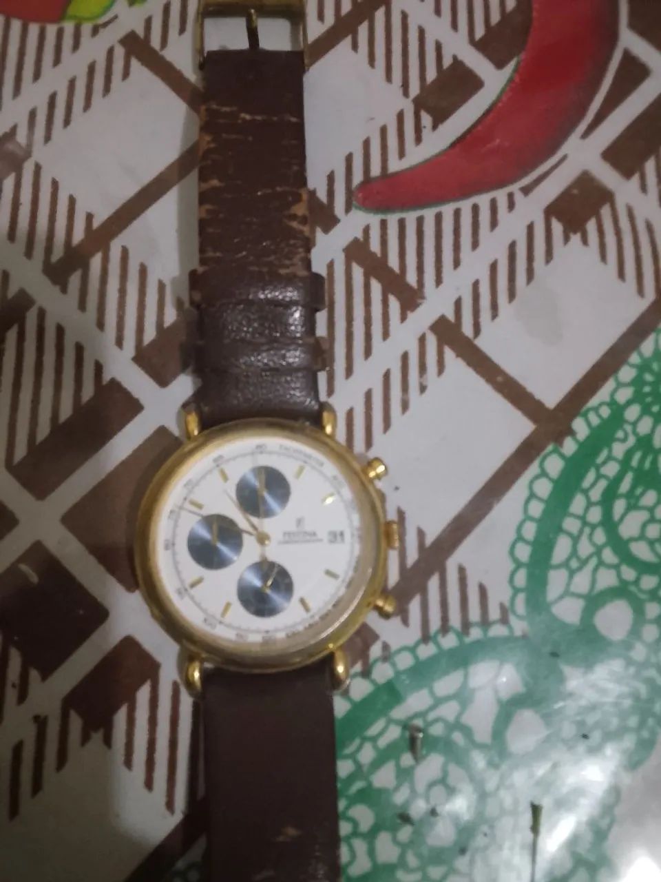 Relógio antigo festina funcionando 