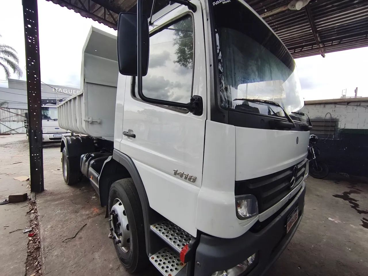 Atego 1418 - Foto 3