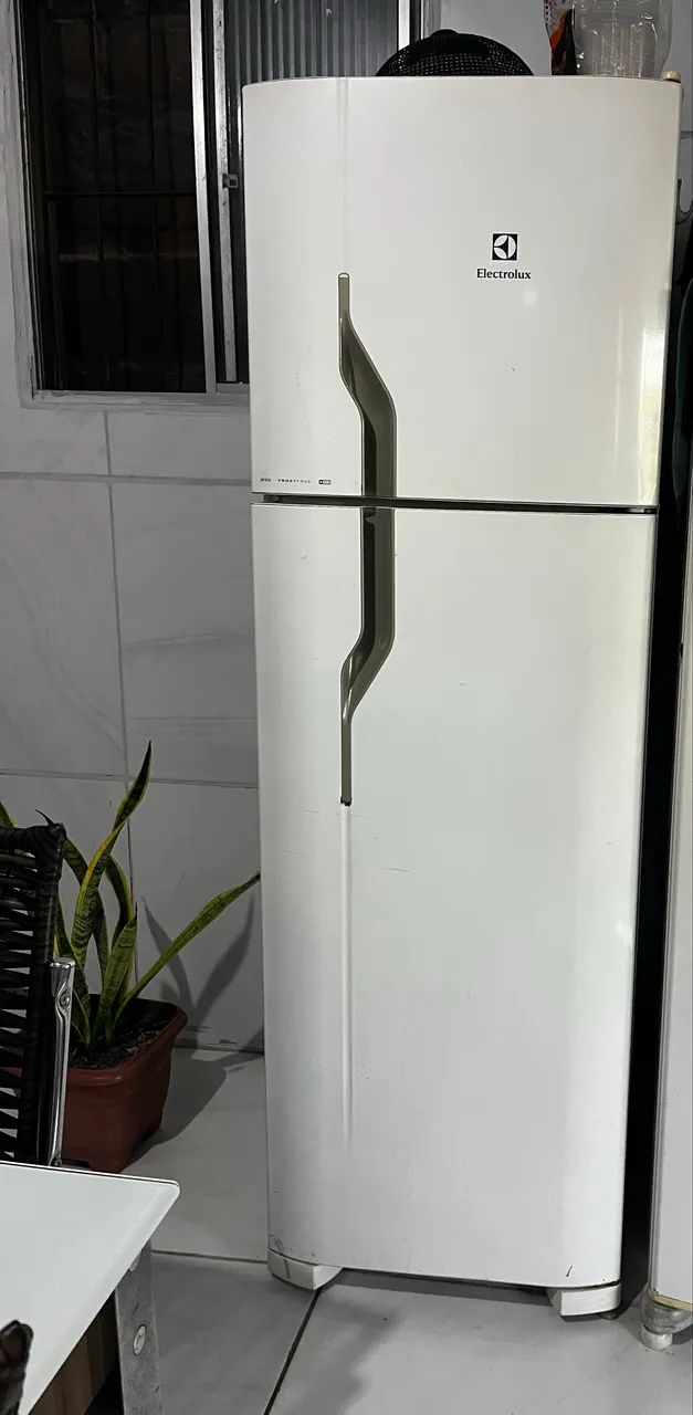 Vendo Geladeira