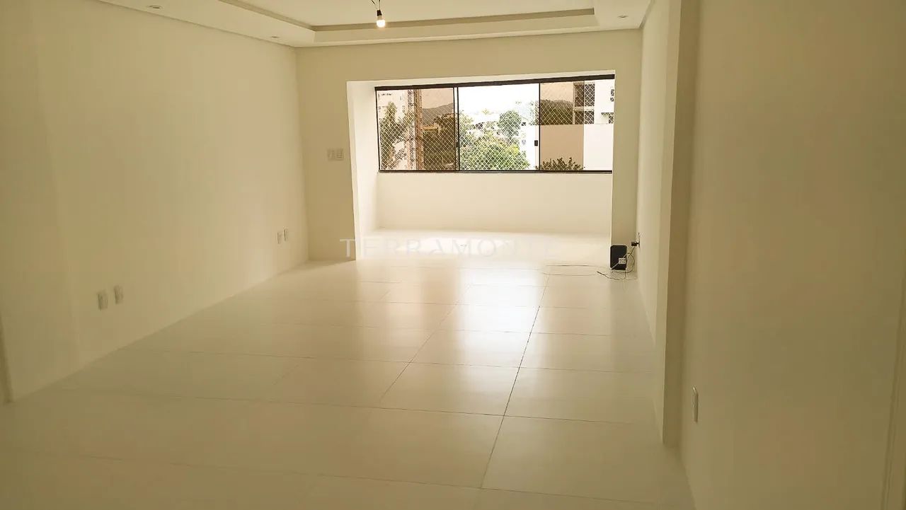 114 m² no Centro com suíte e elevador - Foto 4