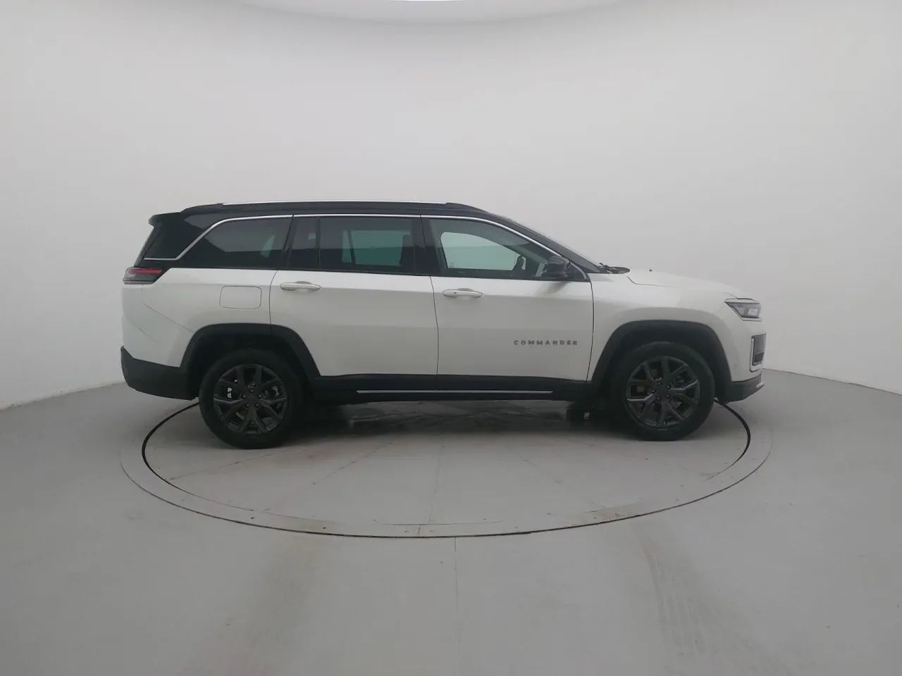 Jeep Commander Longitude T270 1.3 TB Flex Aut, foto 6 de 18