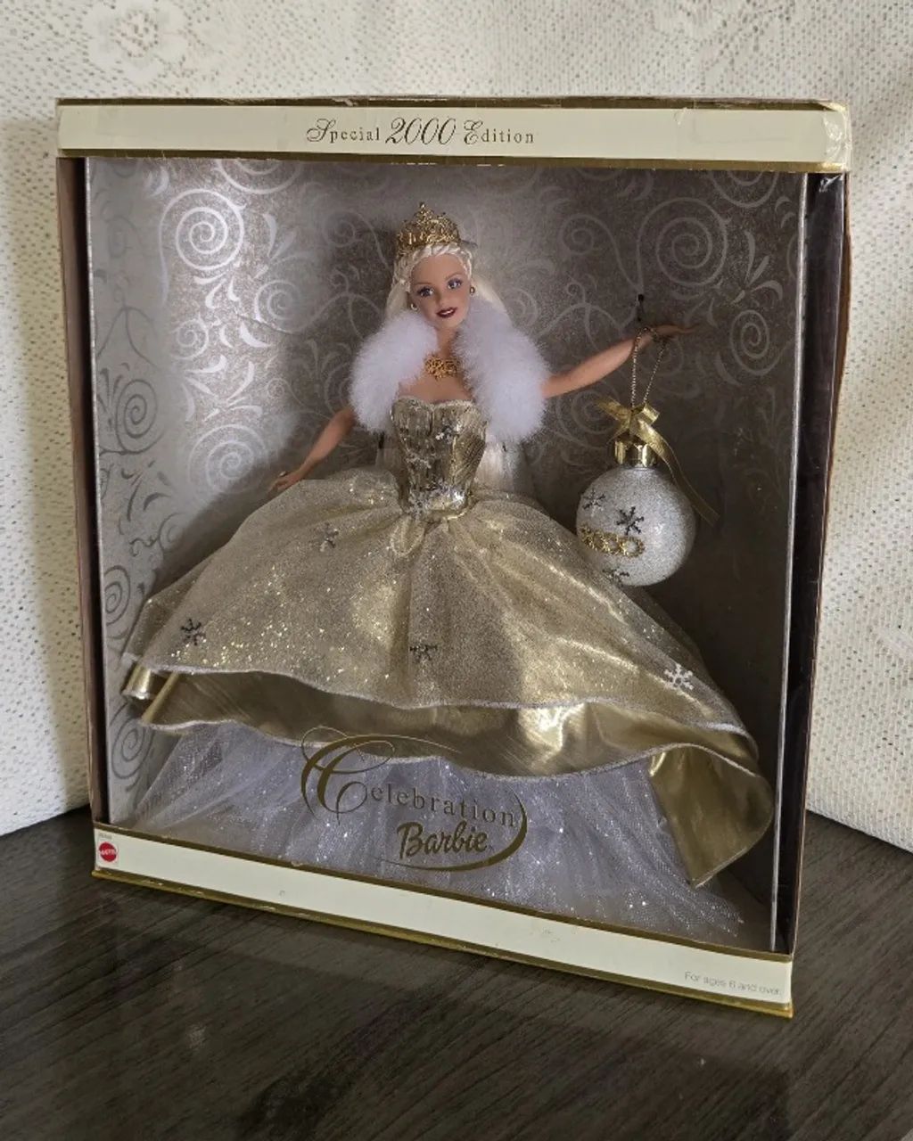 Boneca Celebration Barbie Ano 2000 Original - Foto 3